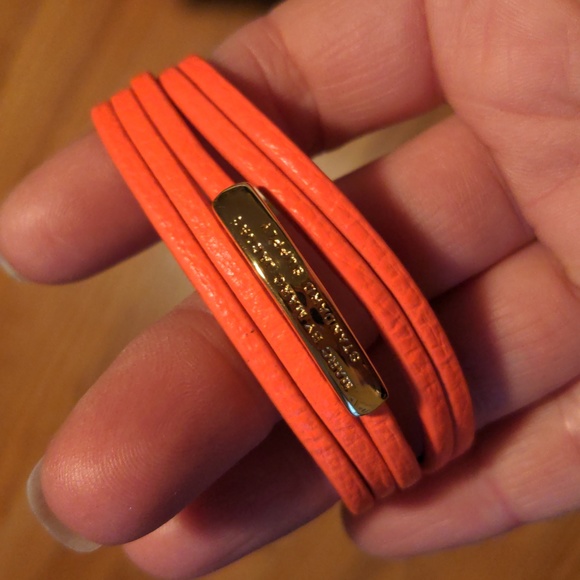 Marc Jacobs Jewelry - 🔥HP 4-4-24🔥NWT! Marc Jacobs Highlighter Orange Y2K Toggle Leather Bracelet